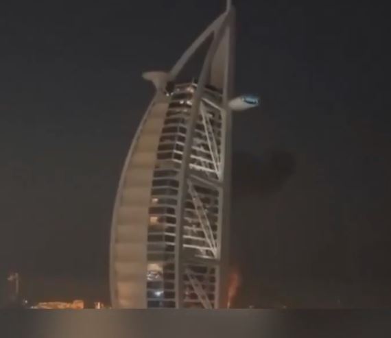 إصابة شخصين إثر سقوط شظايا طائرات مسيرة في دبي