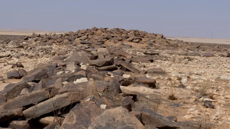 صخور الشمالية.. شواهد على آثار الإنسان منذ آلاف السنين