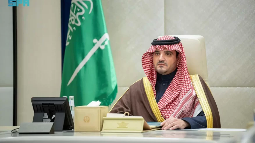 بتوجيه عبدالعزيز بن سعود.. اللواء الفراج يصدر قرارات بترقية 474 فردًا من منسوبي الدفاع المدني