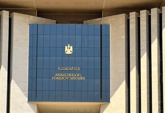 مصر: نتابع أزمة نقل المتوفين المصريين بالكويت وتيسير عودة المواطنين لأرض الوطن