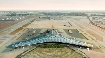 استهداف مطار الكويت بعدة طائرات مسيرة ووقوع أضرار مادية