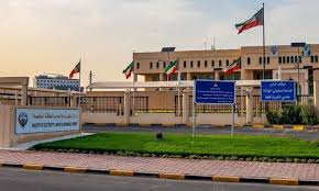 اندلاع حريق بمحطة كهرباء في الكويت جراء سقوط شظايا مسيرة