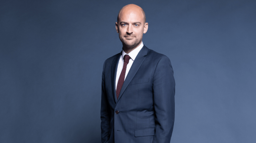 فرنسا تدعو إيران لتنازلات كبيرة وتغيير جذري في نهجها وسط التصعيد