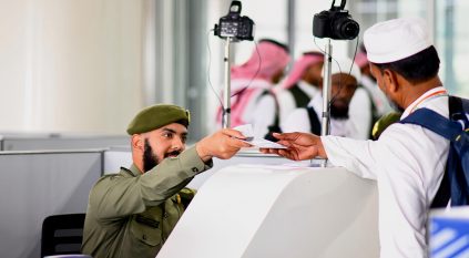 الجوازات تكثف جهودها لاستقبال حجاج هذا العام 1447هـ عبر جميع منافذ المملكة