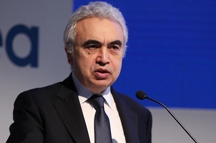 رئيس وكالة الطاقة الدولية يقترح إنشاء خط أنابيب جديد لتجاوز مضيق هرمز