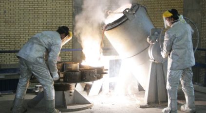 الكرملين: المقترح الروسي لاستقبال اليورانيوم الإيراني لا يزال قائمًا