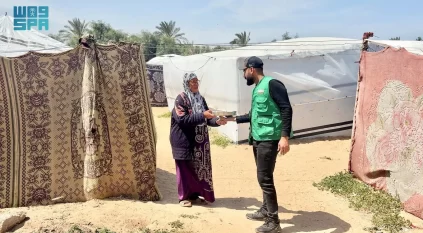 سلمان للإغاثة يوزع 24,750 وجبة غذائية ساخنة في قطاع غزة