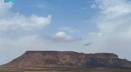 جبل طمية وجهة سياحية بارزة تعكس تنوع تضاريس القصيم
