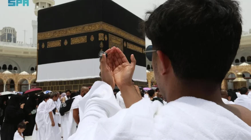 خطيب المسجد الحرام للحجاج: كونوا عونا لإخوانكم رجال الأمن والتزموا الأنظمة والتوجيهات