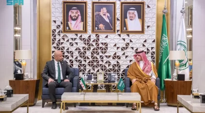 عبدالعزيز بن سعود يبحث تعزيز التعاون مع وزير الطوارئ وإدارة الكوارث السوري