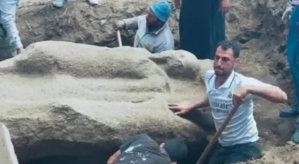 اكتشاف تمثال أثري ضخم بمحض الصدفة في مصر