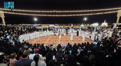 عروض الفلكلور الشعبي تستقطب الزوار في الجبيل الصناعية