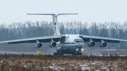 إجلاء ركاب طائرة تابعة للخطوط الجوية السويسرية في دلهي بعد عطل بالمحرك