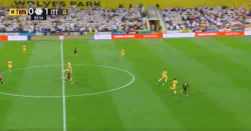 الاتحاد يتغلّب على التعاون بهدفين مقابل لا شيء بدوري روشن