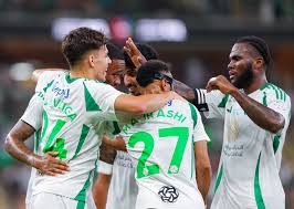 الأهلي يفوز على ضيفه ضمك في دوري روشن