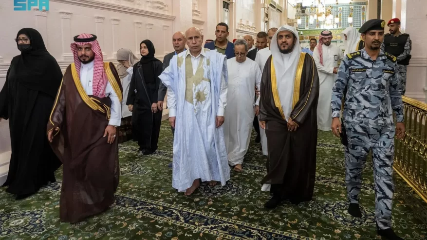رئيس موريتانيا يزور المسجد النبوي