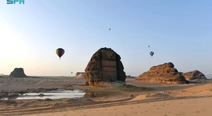 رحلات المنطاد في العُلا.. تجربة تتجاوز الترفيه إلى استكشاف الطبيعة