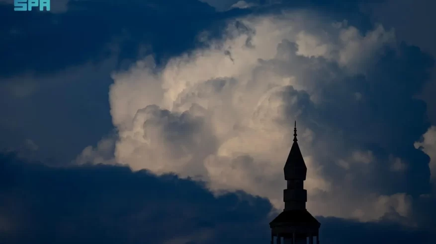 سحب المطر لوحات جمالية في سماء الطائف