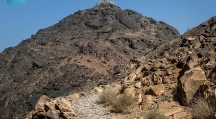 قلعة رعوم التاريخية.. إطلالة بانورامية ساحرة على المواقع السياحية بنجران