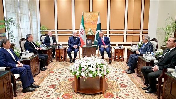 البيت الأبيض: المباحثات مع إيران كانت ثلاثية وجهًا لوجه في باكستان