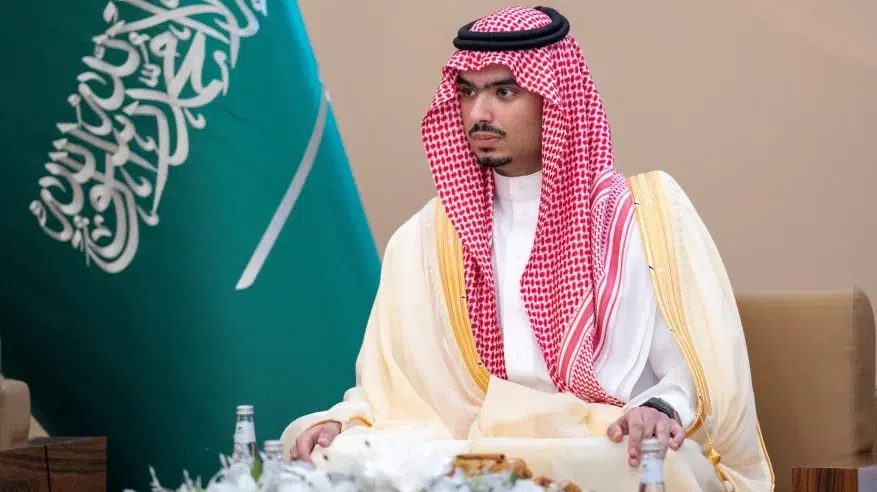 راكان بن سلمان يستقبل وزير السياحة ويبحثان ترسيخ مكانة الدرعية وجهة سياحية عالمية