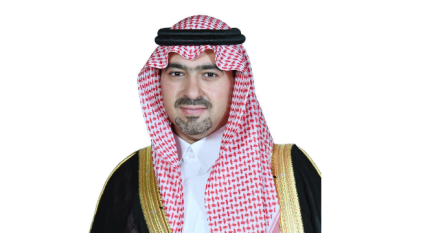 نائب أمير تبوك يواسي أسرة السحلي في وفاة فقيدهم