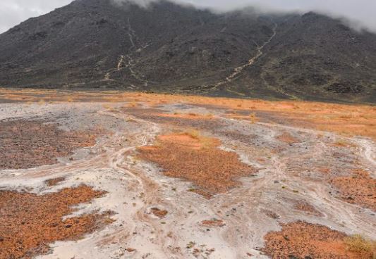 هطول أمطار غزيرة وبرد على منطقة حائل