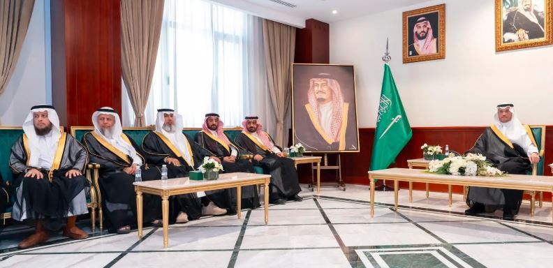 محافظ الأحساء يكرّم الجمعيات الشريكة في خدمة الأسرة والمجتمع