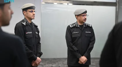قائد المركز الوطني للعمليات الأمنية يتفقّد مركز العمليات الأمنية الموحدة (911) بمكة المكرمة