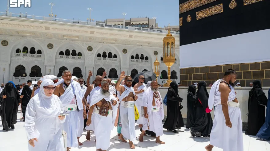 “لغات العالم في مكة”.. ألسنة الأرض تلتقي في موسم الحج