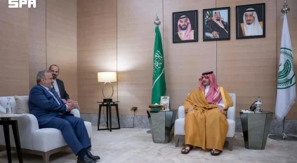 عبدالعزيز بن سعود يستقبل رئيس منظمة الحج والزيارة الإيرانية