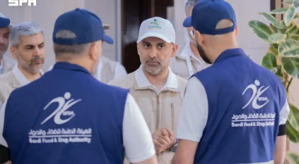 وزير الصحة يزور مركز عمليات الحج التابع “للغذاء والدواء” ويتفقد جاهزية خدماته