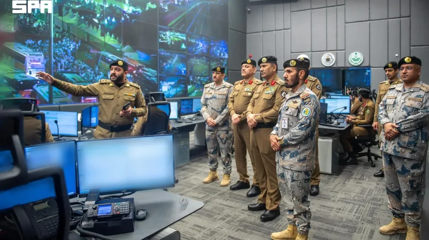 اللواء الركن الودعاني يزور مركز القيادة والسيطرة لأمن الحج