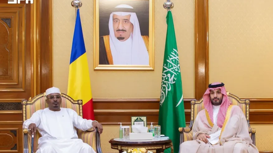 ولي العهد يلتقي رئيس جمهورية تشاد