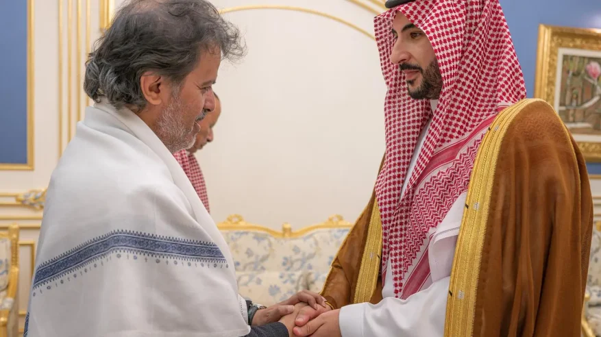 خالد بن سلمان ينقل تعازي القيادة في وفاة الرئيس اليمني السابق عبدربه منصور هادي