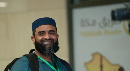 “مبادرة طريق مكة”.. رحلة تبدأ من لاهور وتنتهي بخشوع في رحاب المشاعر المقدسة