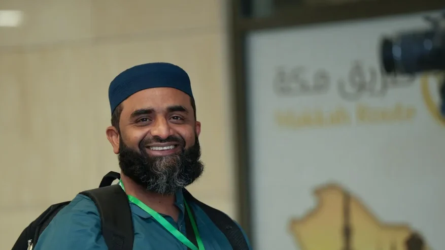 “مبادرة طريق مكة”.. رحلة تبدأ من لاهور وتنتهي بخشوع في رحاب المشاعر المقدسة