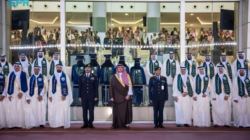 عبدالعزيز بن سعود يرعى حفل تخريج 1662 طالبًا من كلية الملك فهد الأمنية