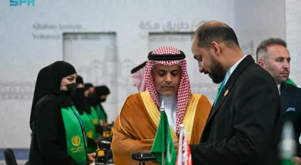 القنصل العام للمملكة يزور صالة مبادرة طريق مكة بمطار إسطنبول الدولي