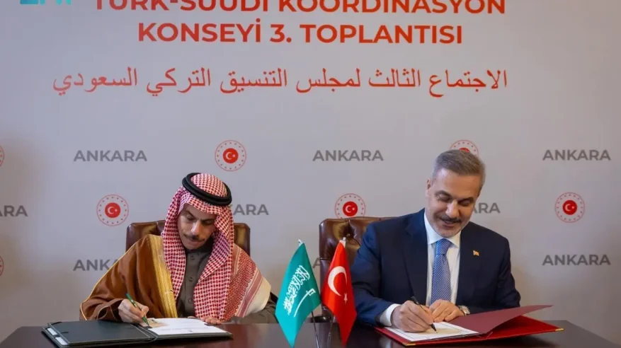 السعودية وتركيا توقعان اتفاقية الإعفاء المتبادل للجوازات الدبلوماسية والخاصة