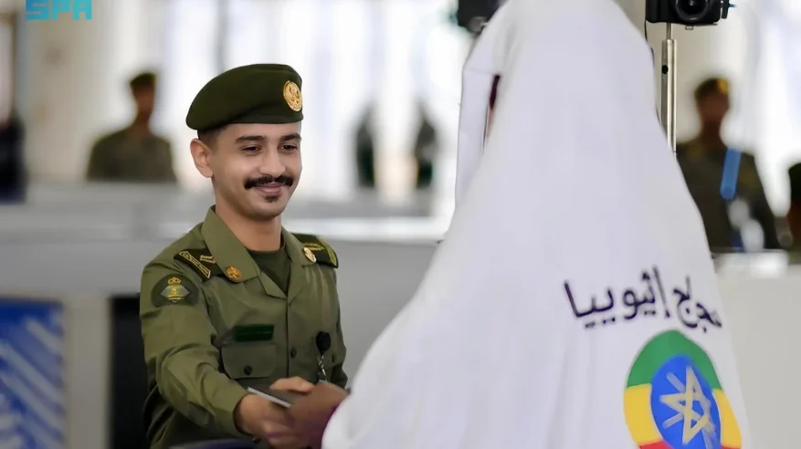 جوازات مطار الأمير محمد بن عبدالعزيز تستقبل أولى رحلات ضيوف الرحمن من إثيوبيا