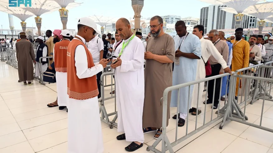المنظومة الرقمية للحج.. خدمات ذكية تُثري تجربة الحاج في المدينة المنورة