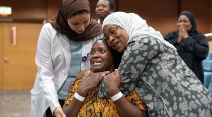نجاح عملية فصل التوأم التنزاني “نانسي ونايس”