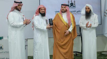 وزير الحج والعمرة يزور صالة مبادرة طريق مكة في مطار الملك عبدالعزيز بجدة