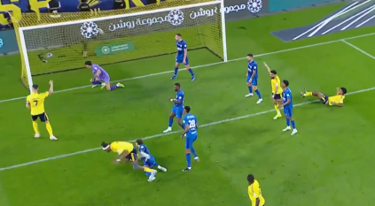 ديري الرياض.. النصر يحسم الشوط الأول بهدف في شباك الهلال