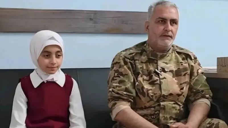 طفلة سورية تعيد 12 ألف دولار لصاحبها وتتصدر مواقع التواصل