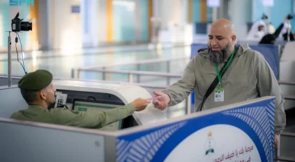 جوازات مطار الأمير محمد بن عبدالعزيز تستقبل أولى رحلات حجاج روسيا