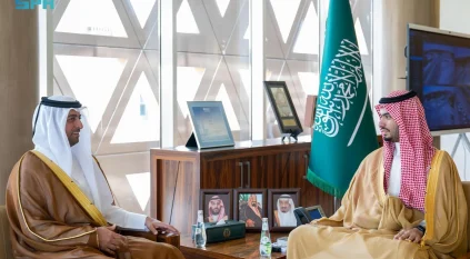 راكان بن سلمان يستقبل السفير القطري