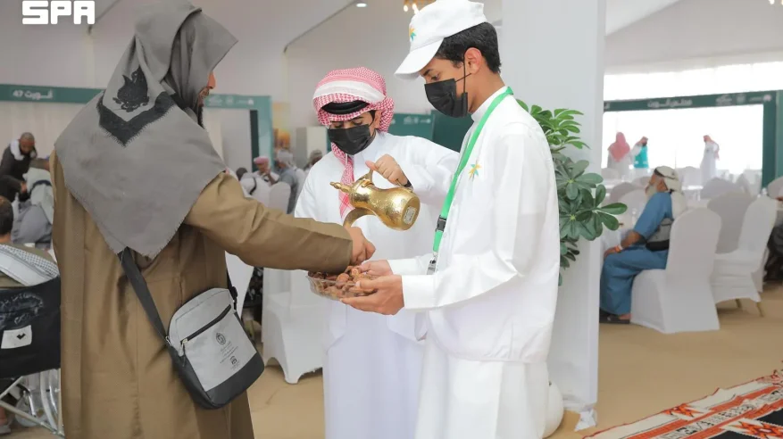 منفذ الوديعة يودّع الحجاج بعد أداء مناسكهم