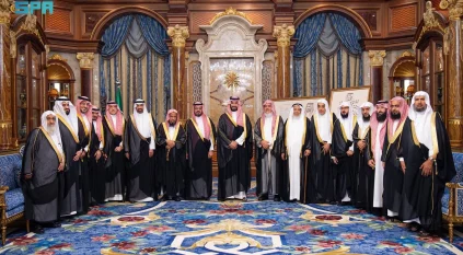 ولي العهد يستقبل وفد تكريم الملك سلمان نظير دعمه ورعايته لجمعيات تحفيظ القرآن الكريم
